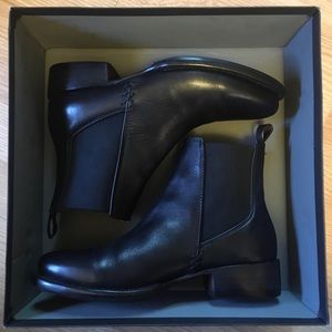 Sutro Chelsea Boots